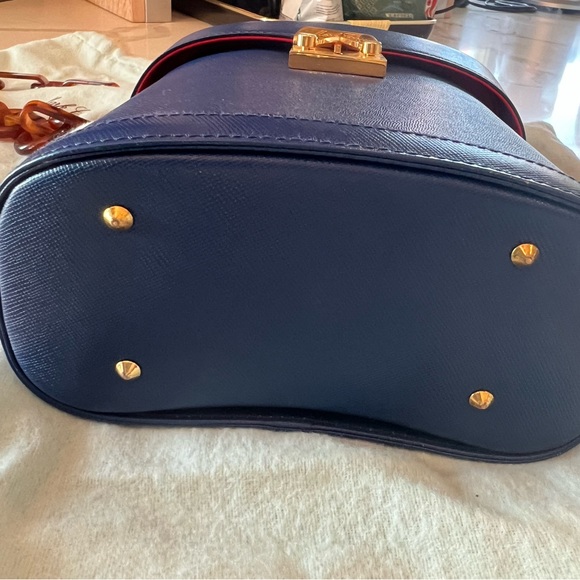 Mark Cross Saffiano Benchley Handbag - Tortoise Handle/Chain Strap - Navy - Picture 3 of 11